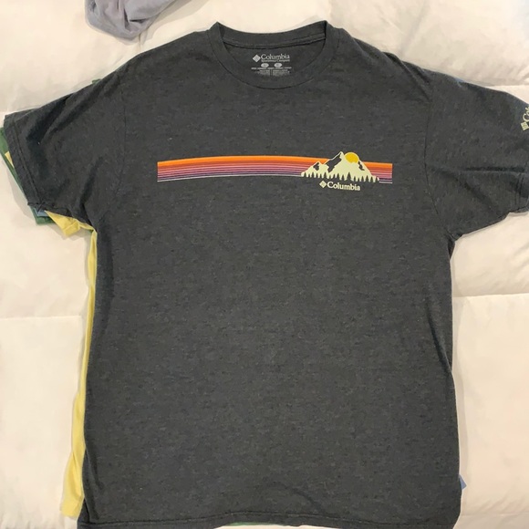 Columbia Other - Columbia large tee